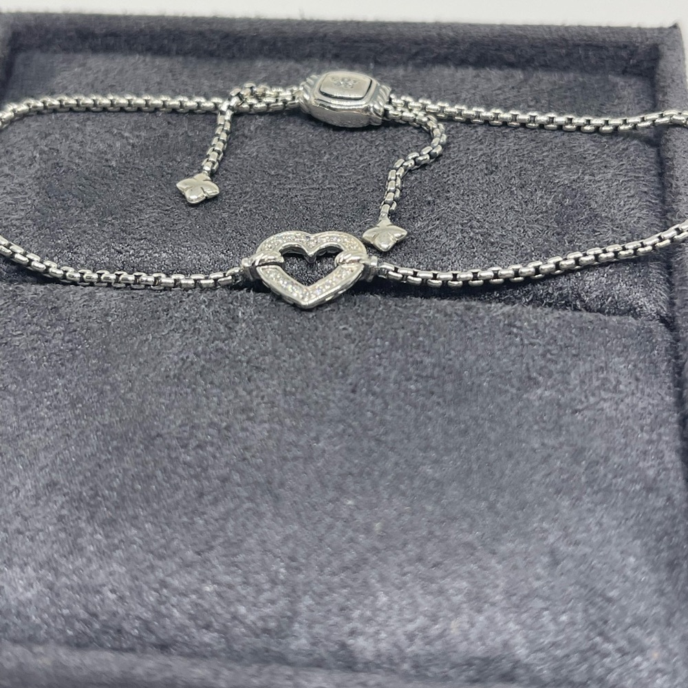 David Yurman Heart Station Bracelet with Diamonds - Picture 4 of 8